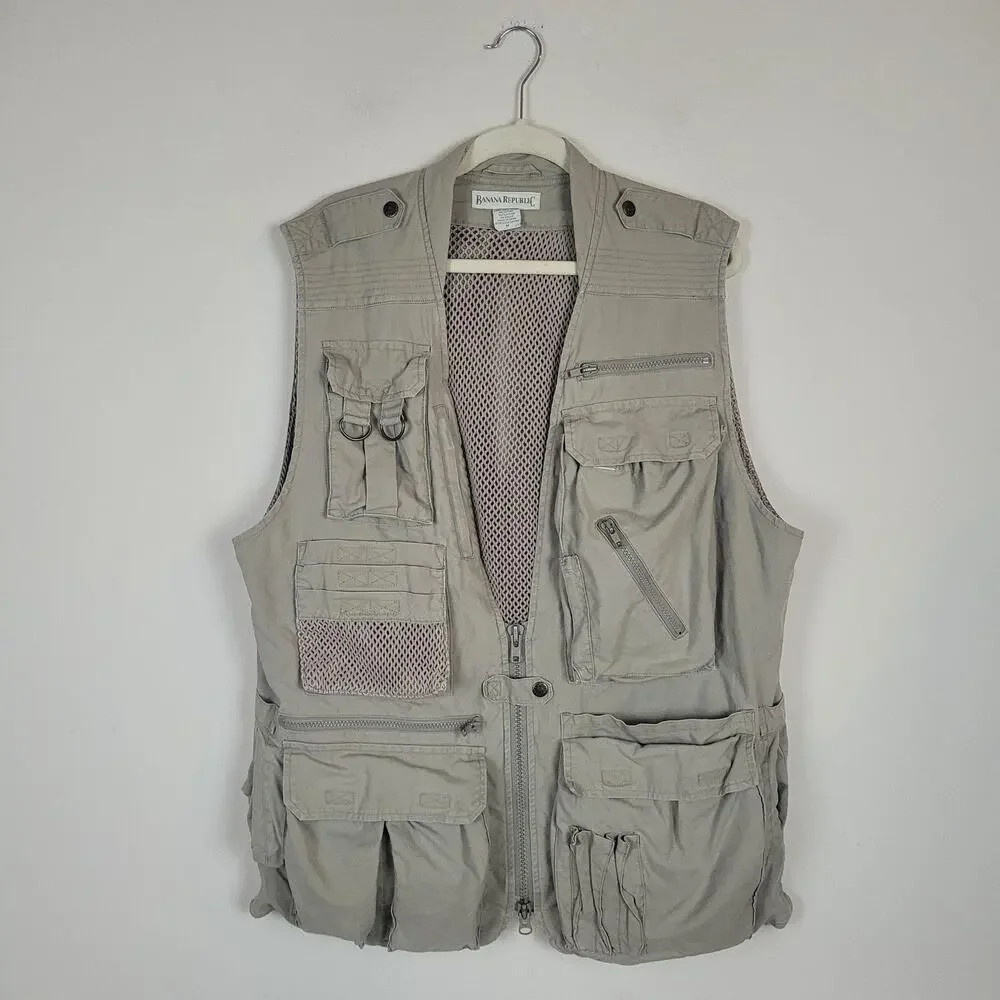 Vintage Banana Republic Vest Med Beige Khaki Utility Travel Safari Multi Pocket